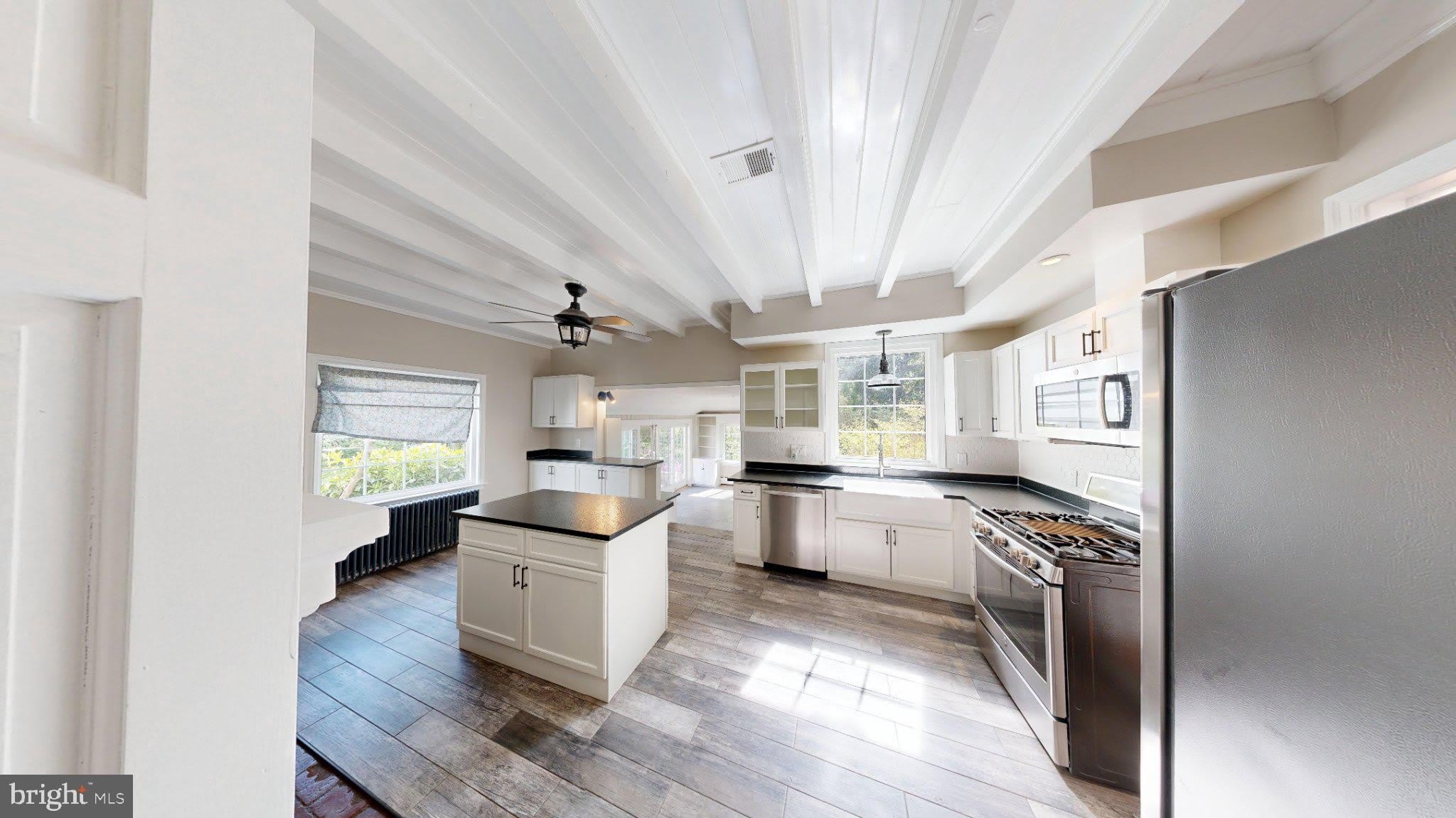 7309 RIVER Road – photo 4