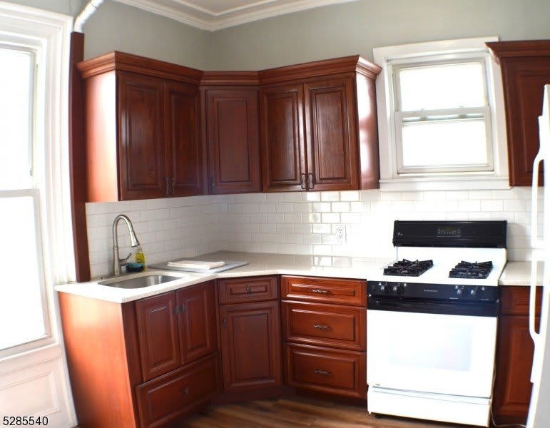 1800 Front St – photo 4