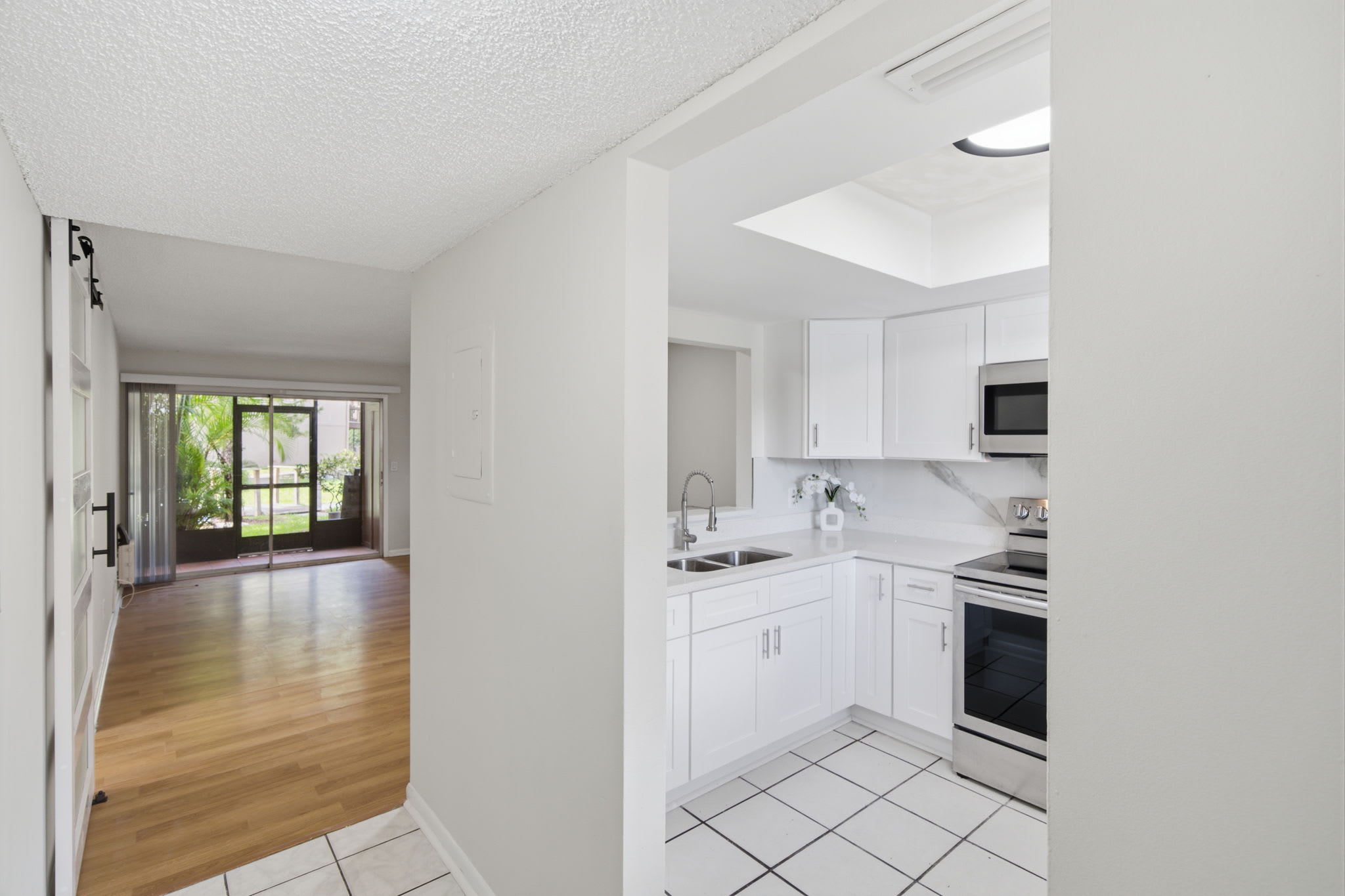 6314 Newtown Cir # 14A2 – photo 5