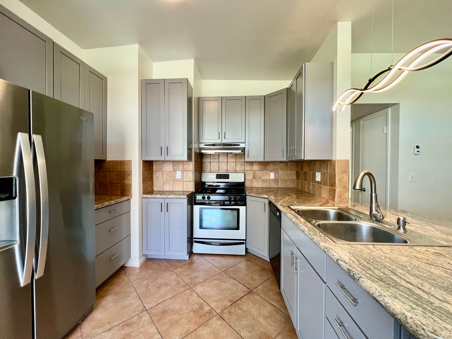 AVAILABLE NOW! 3 Bedroom 2 Bathroom POOL HOME in Palm Springs! – photo 3
