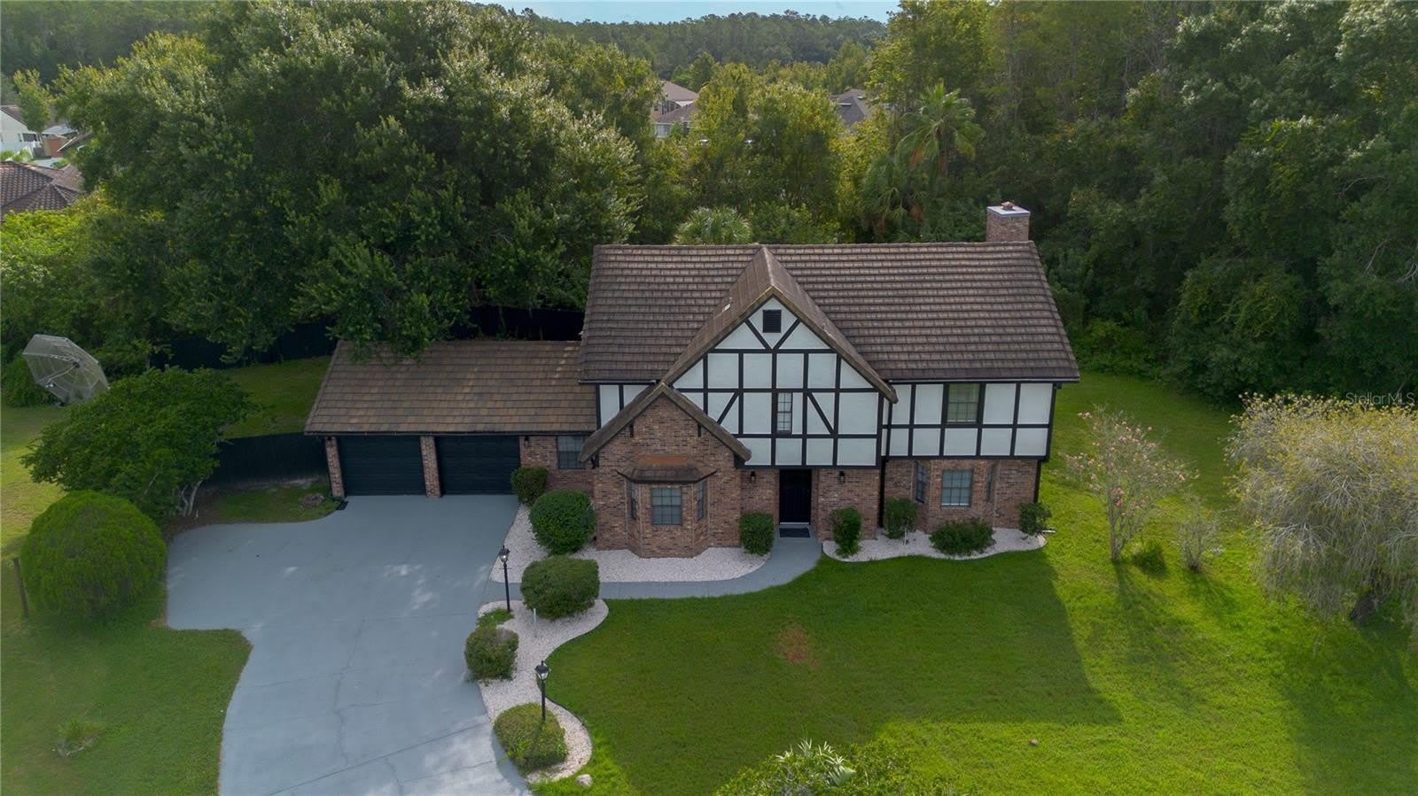 2540 ALBANY Drive – photo 4