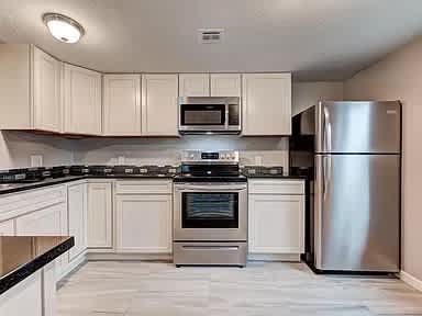 1810 Northwest 11Th Street A – photo 3