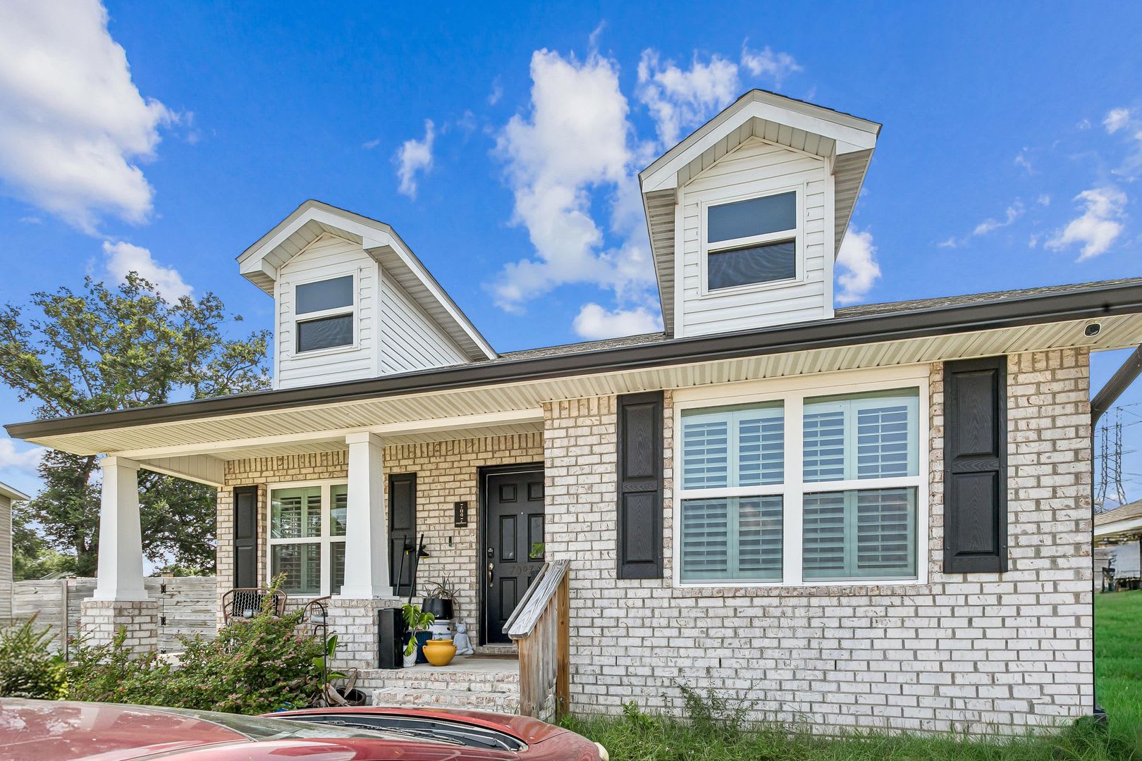The Perfect Place to Call Home – Spacious & Move-In Ready – photo 2