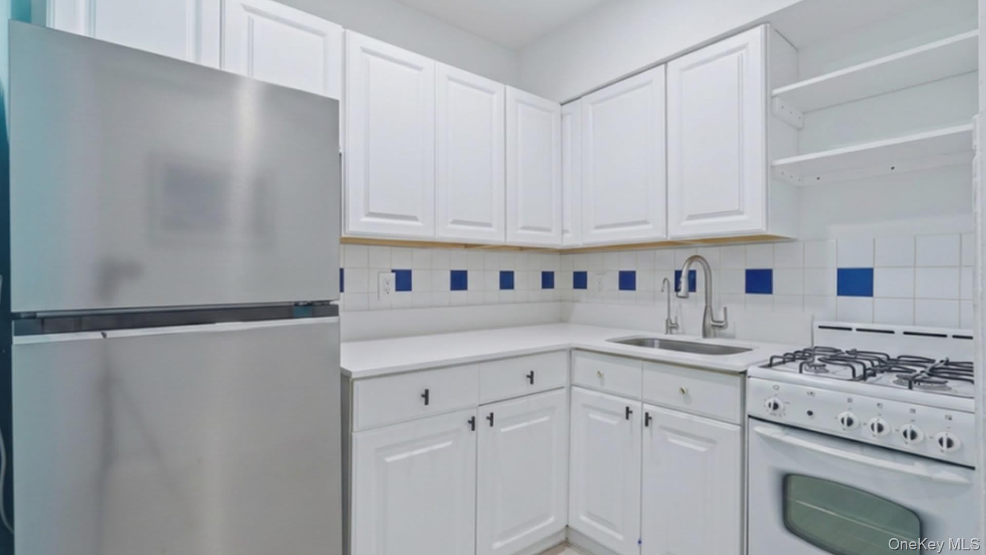 649 2nd Avenue – photo 4