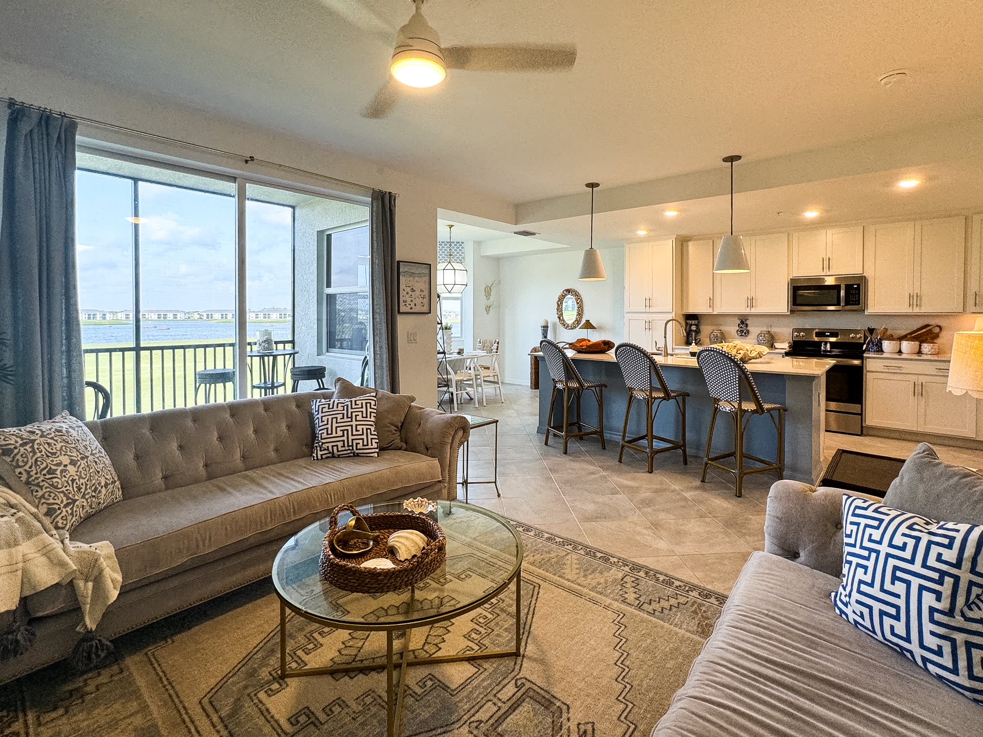 5651 Double Eagle Cir #4323 – photo 1