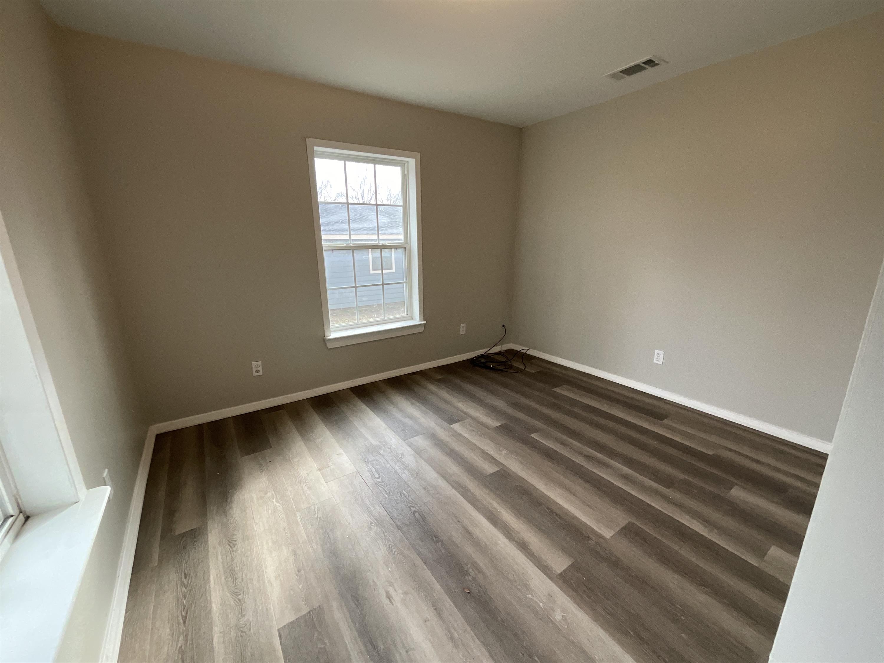 405 Beard Street – photo 2