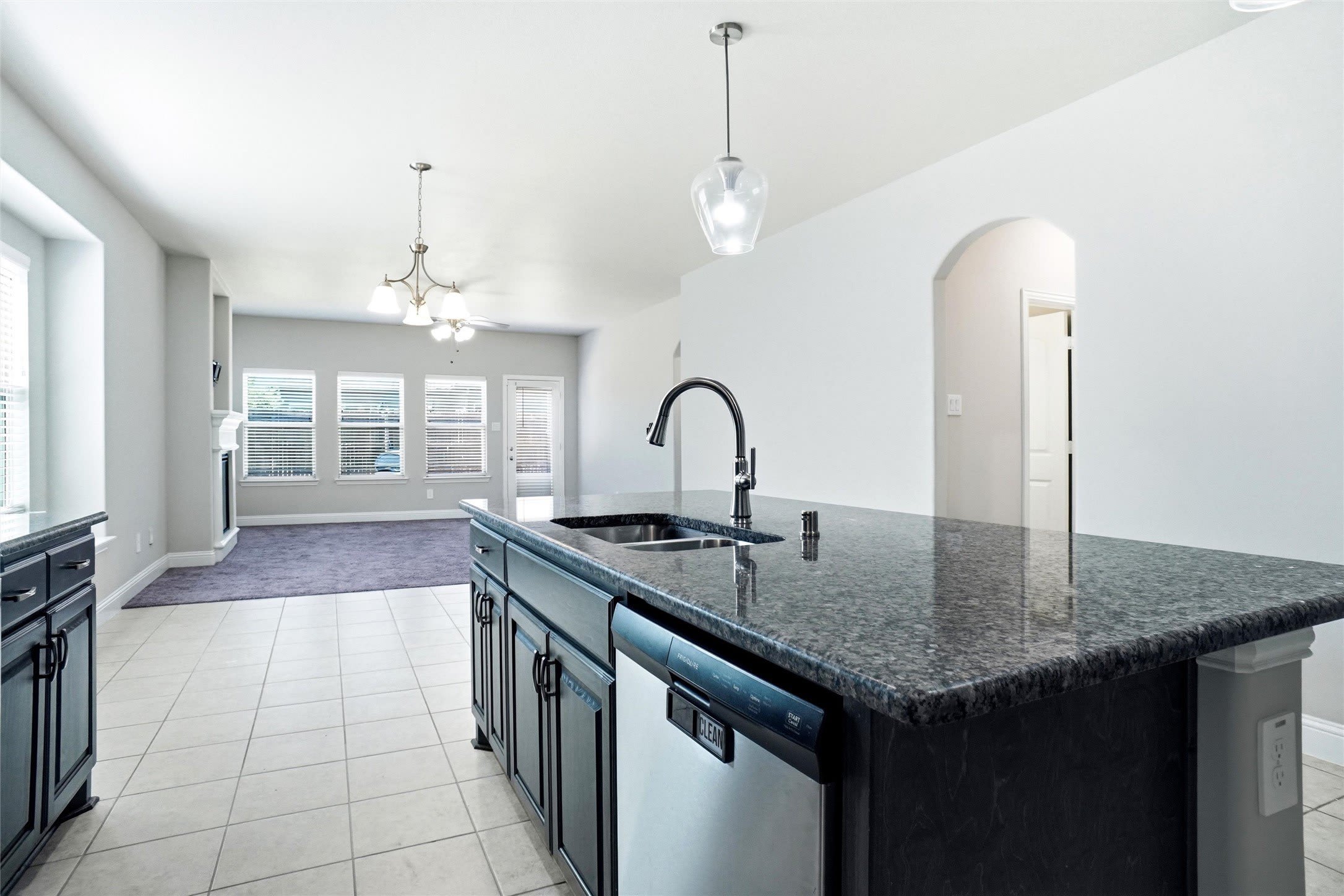 686 Navasota Drive – photo 5