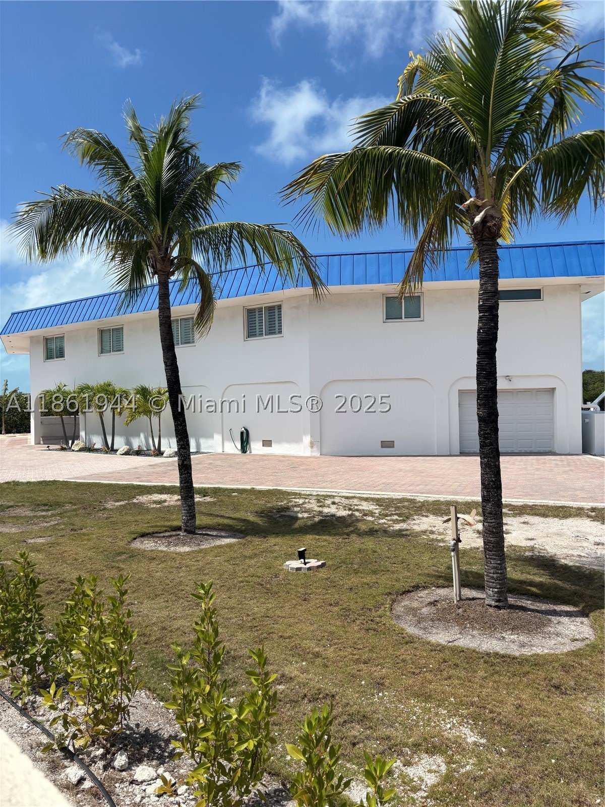 7760 Aviation BLvd. – photo 4