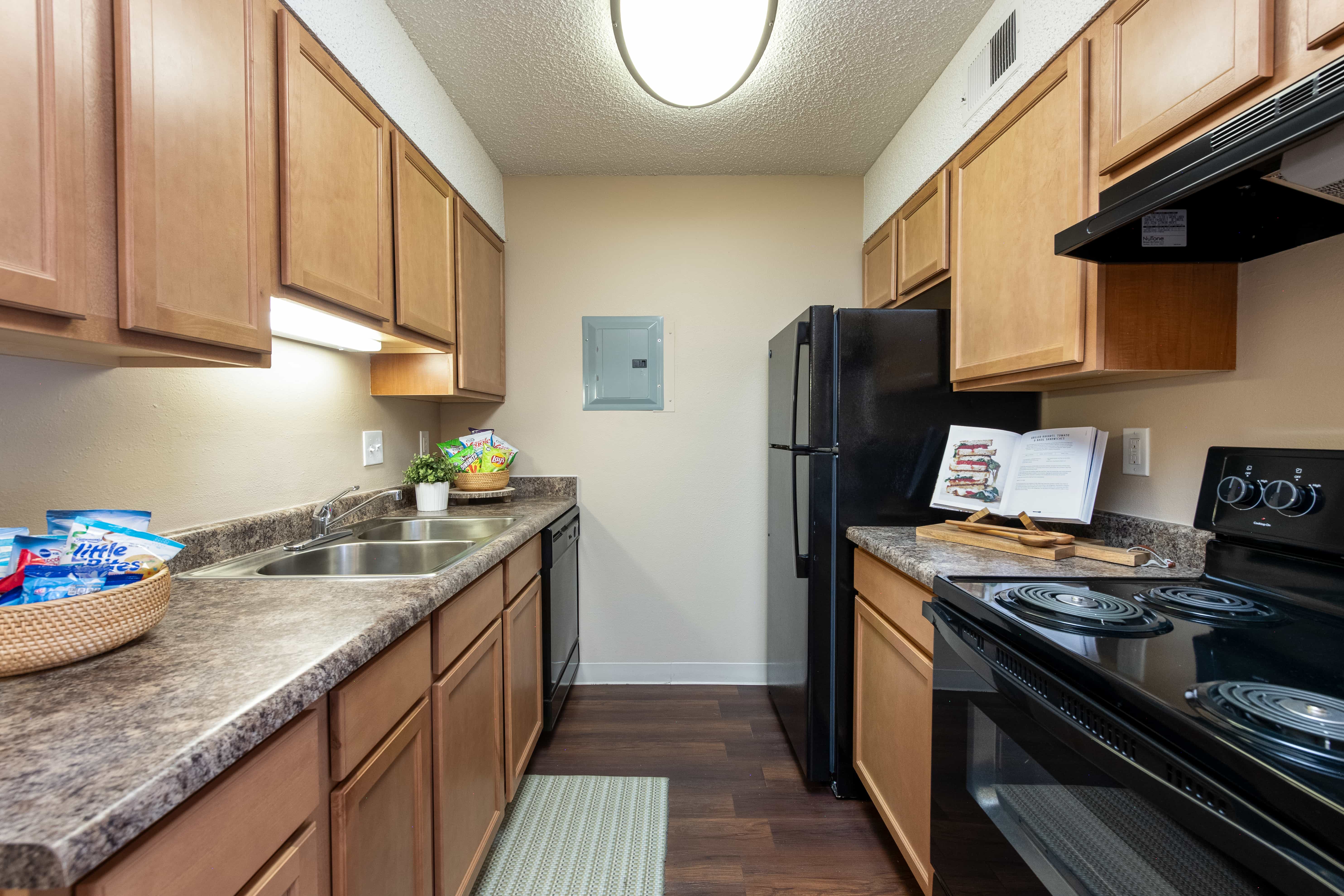 Wentworth Apartments – photo 5