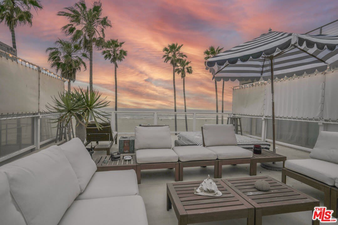2909 Ocean Front Walk – photo 1