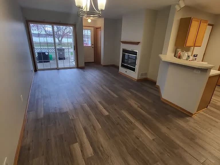 1325 Southeast Delaware Avenue – photo 2