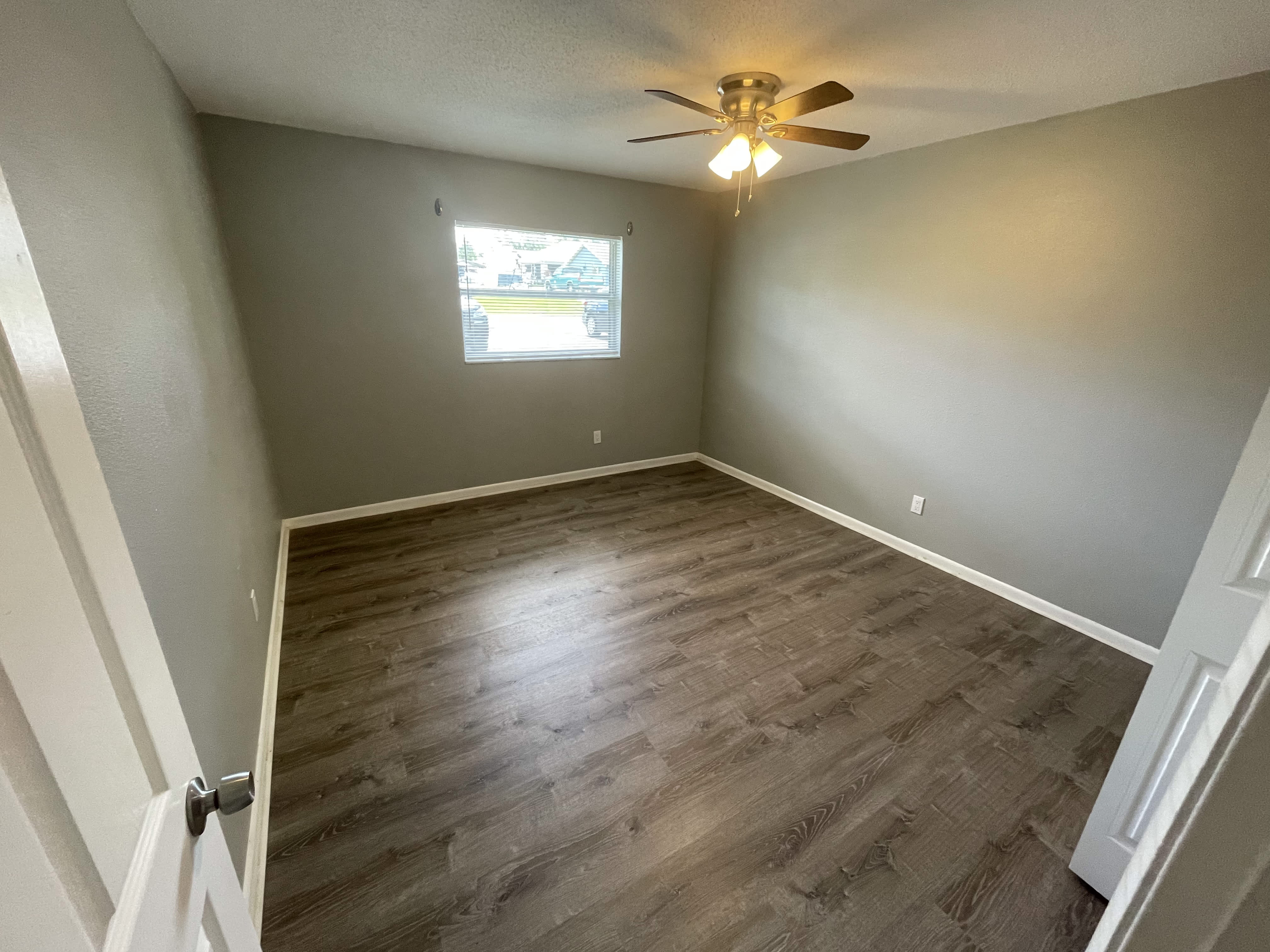 13911 19th St Apt 1 – photo 3