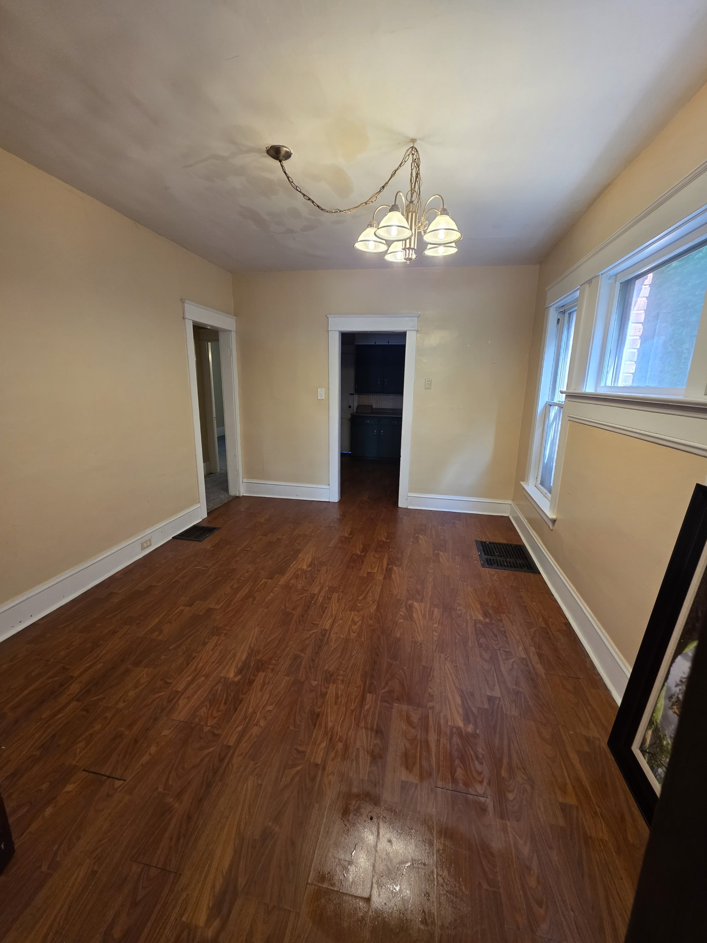 1424 West 8th Street – photo 2