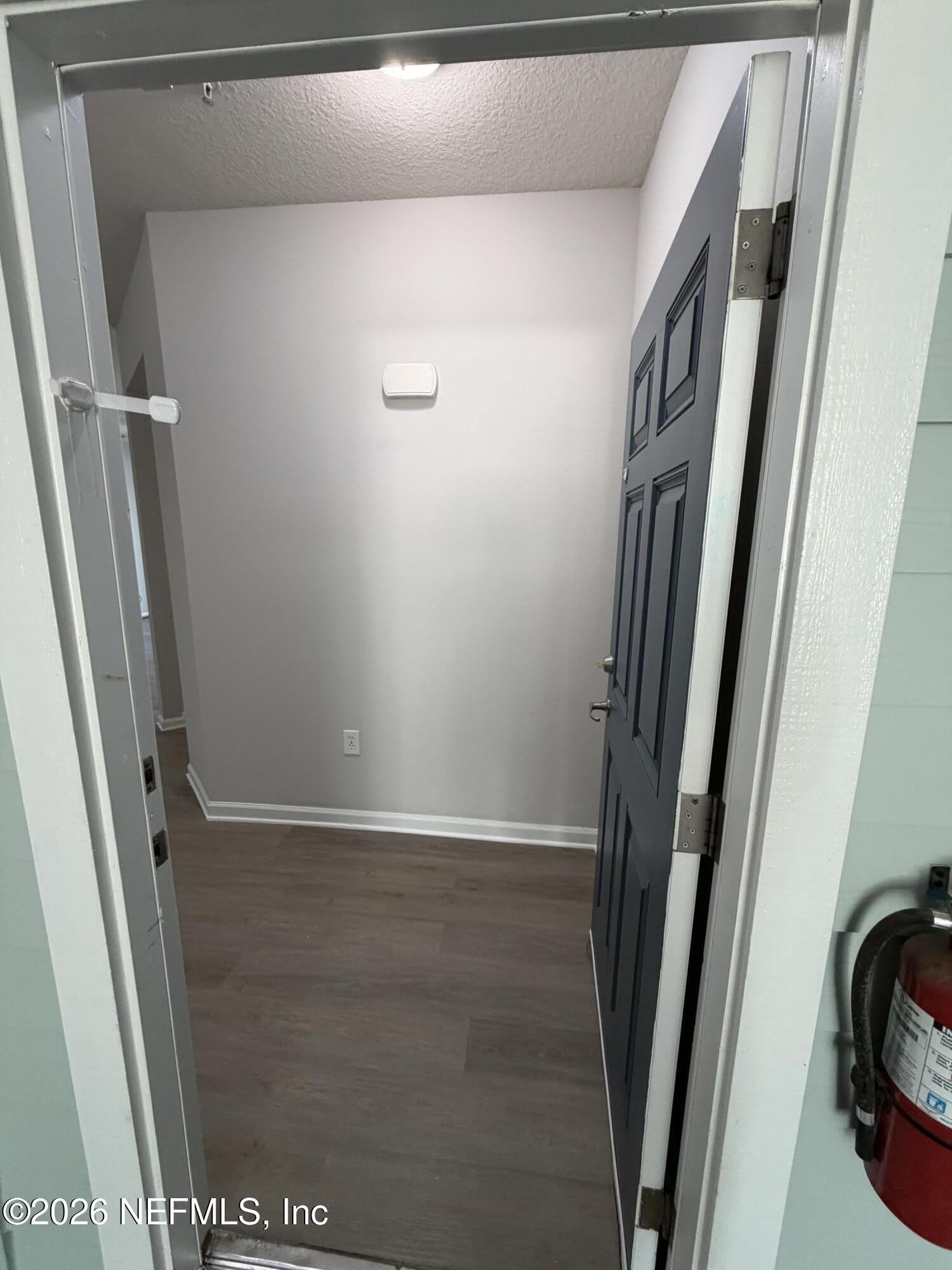 8201 GREEN PARROT Road – photo 2