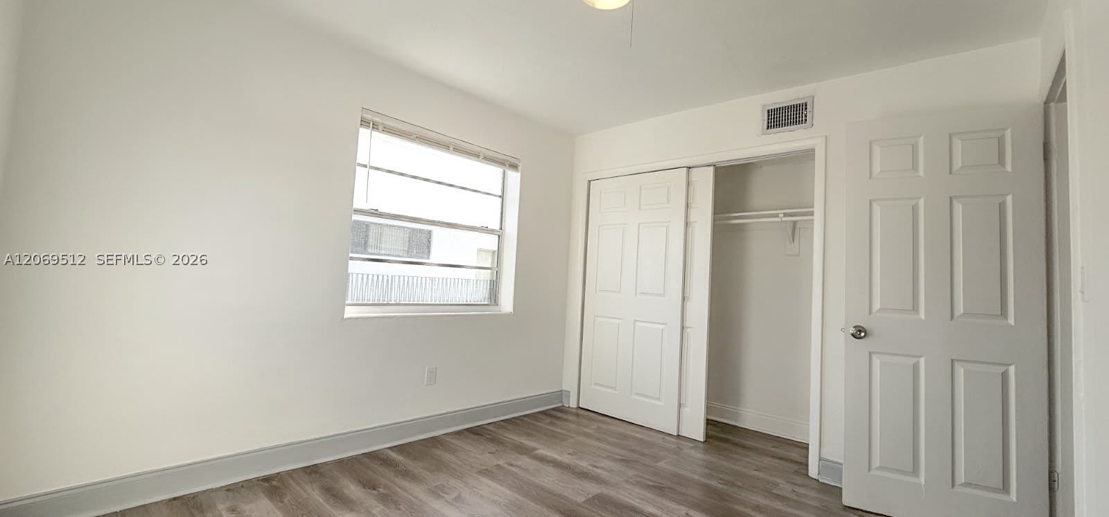 5960 NE 5th Ct – photo 5