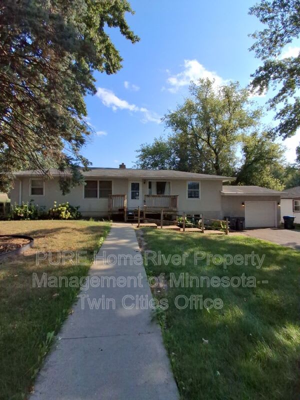 2670 5th Ave E – photo 1