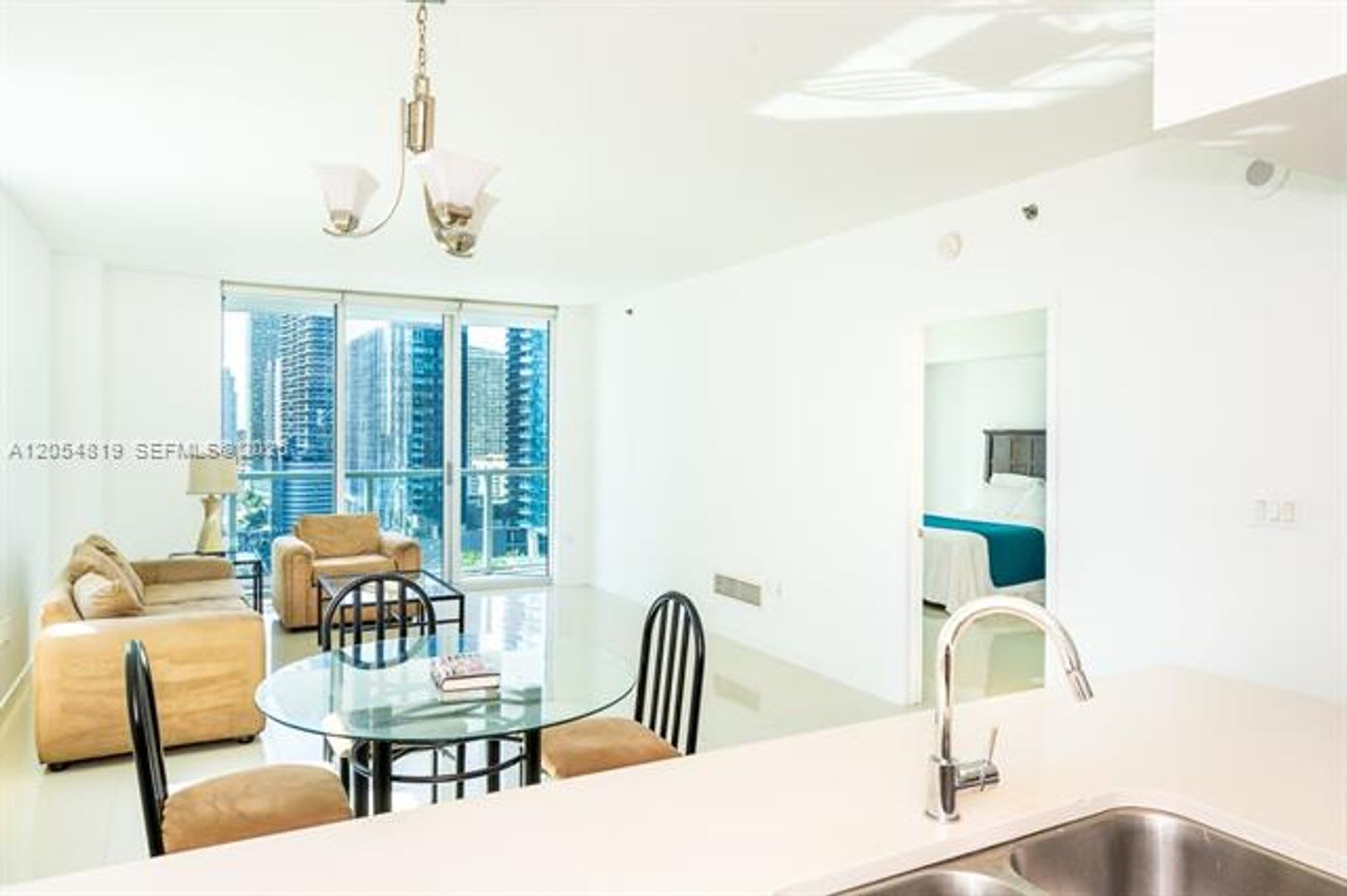 55 SE 6 Street cu-2210, Miami, FL 33131 – photo 2