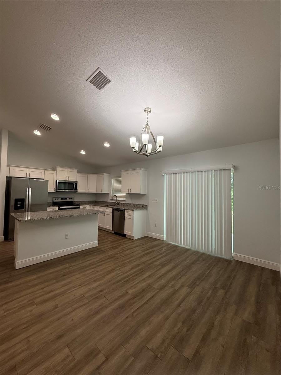 7752 N WALTON Terrace – photo 3
