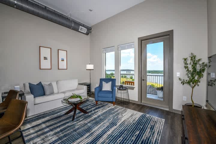 1037 N 7Th St – photo 3