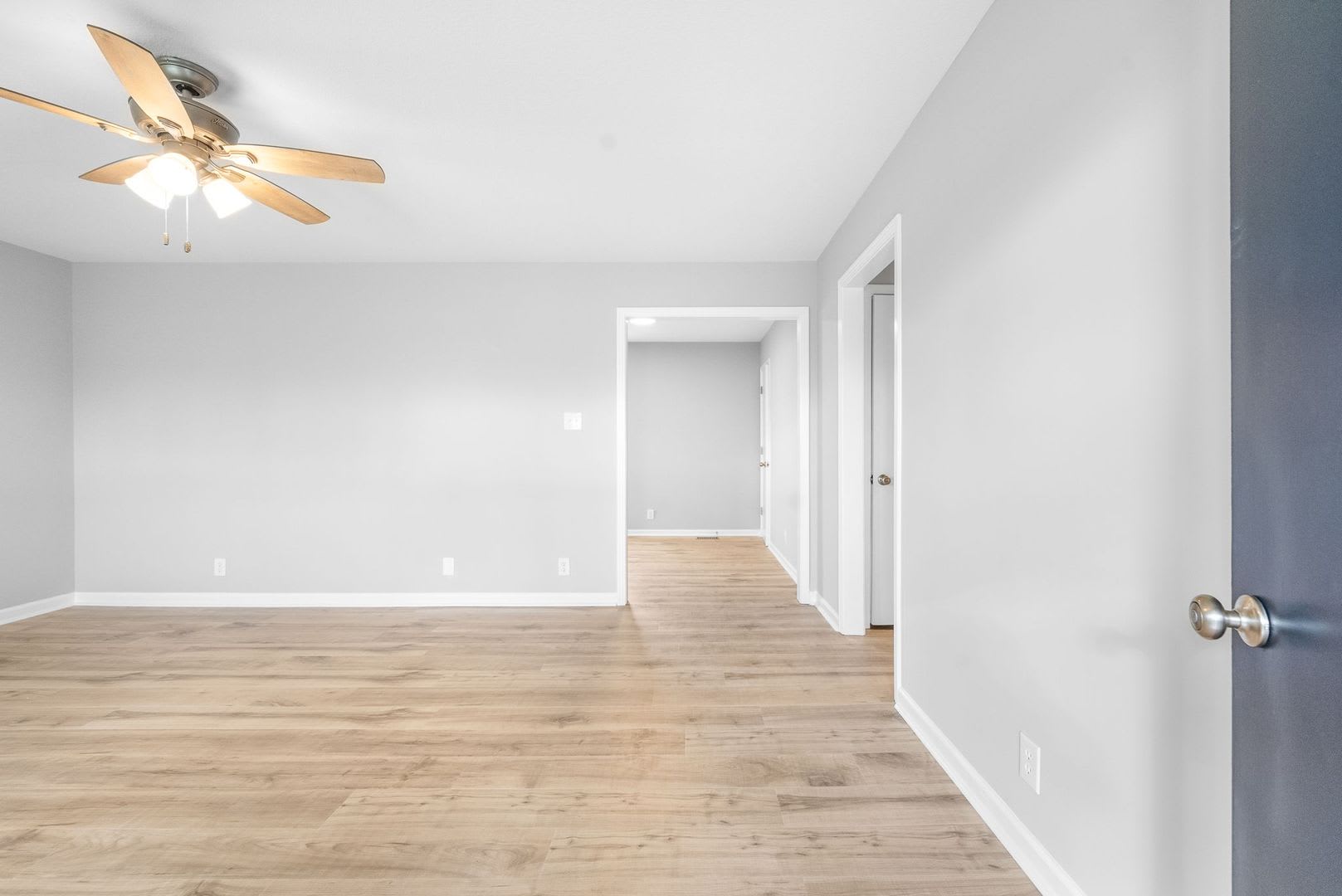 Renovated 3 Bedroom Pet Friendly Home For Rent! – photo 4