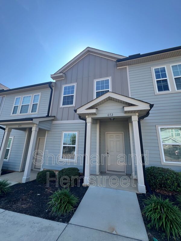 672 Dobhill Lane – photo 1