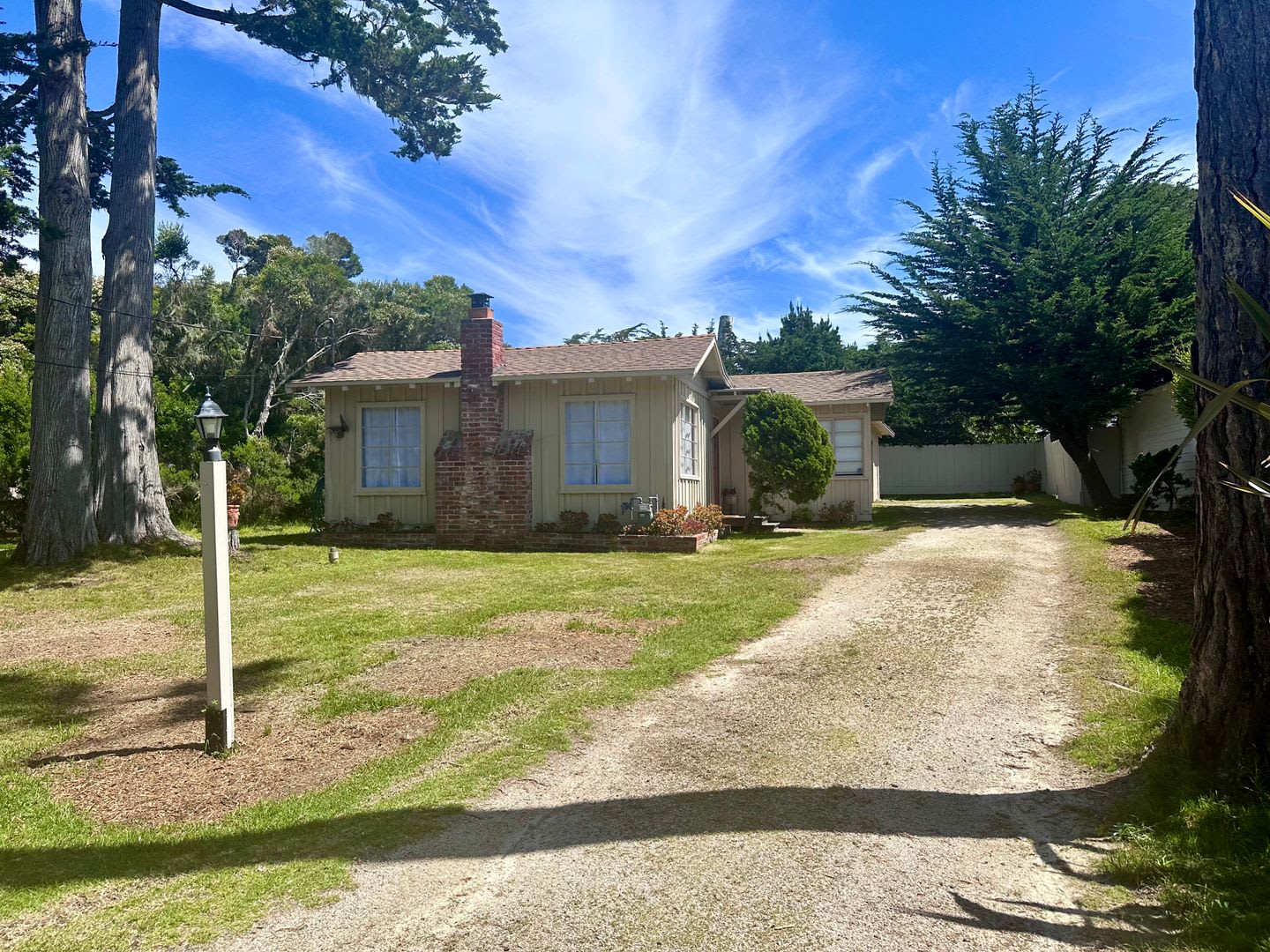Idyllic Fully Furnished Cottage in Asilomar Dunes Available Monthly – photo 1