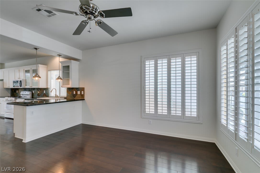 1667 RAINBOW DREAM Avenue – photo 5