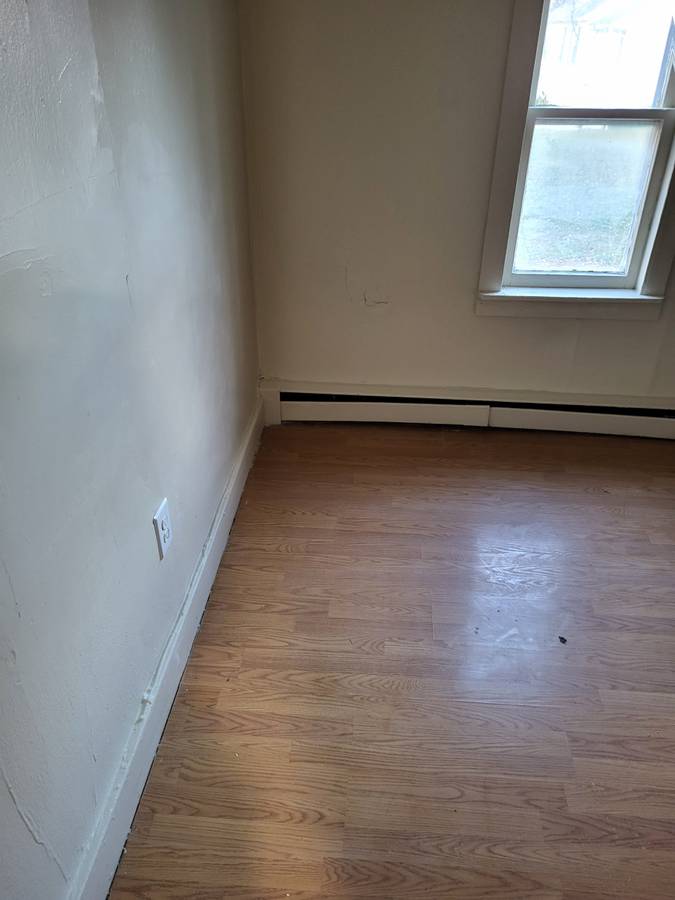 4 Essex Ave – photo 3