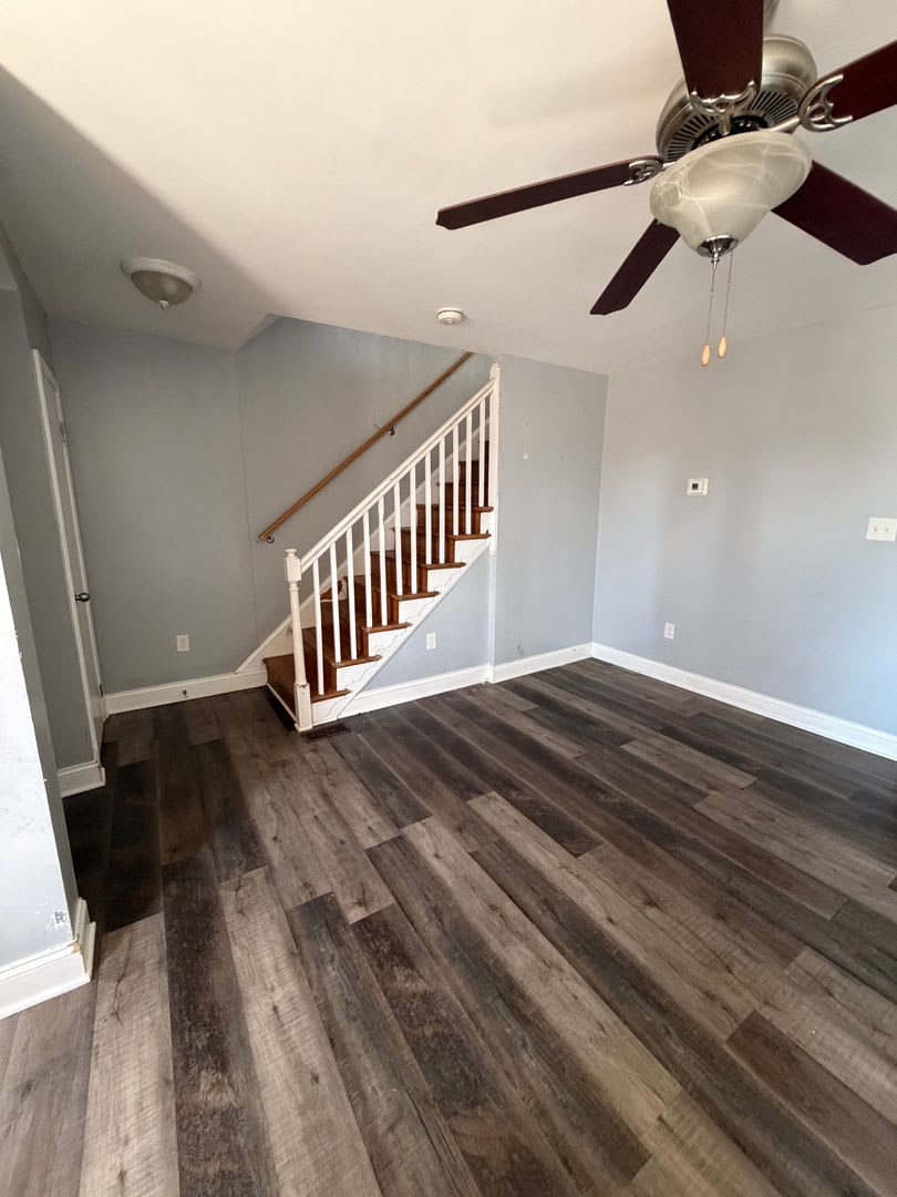 Century Rd AVAILABLE NOW!! – photo 4