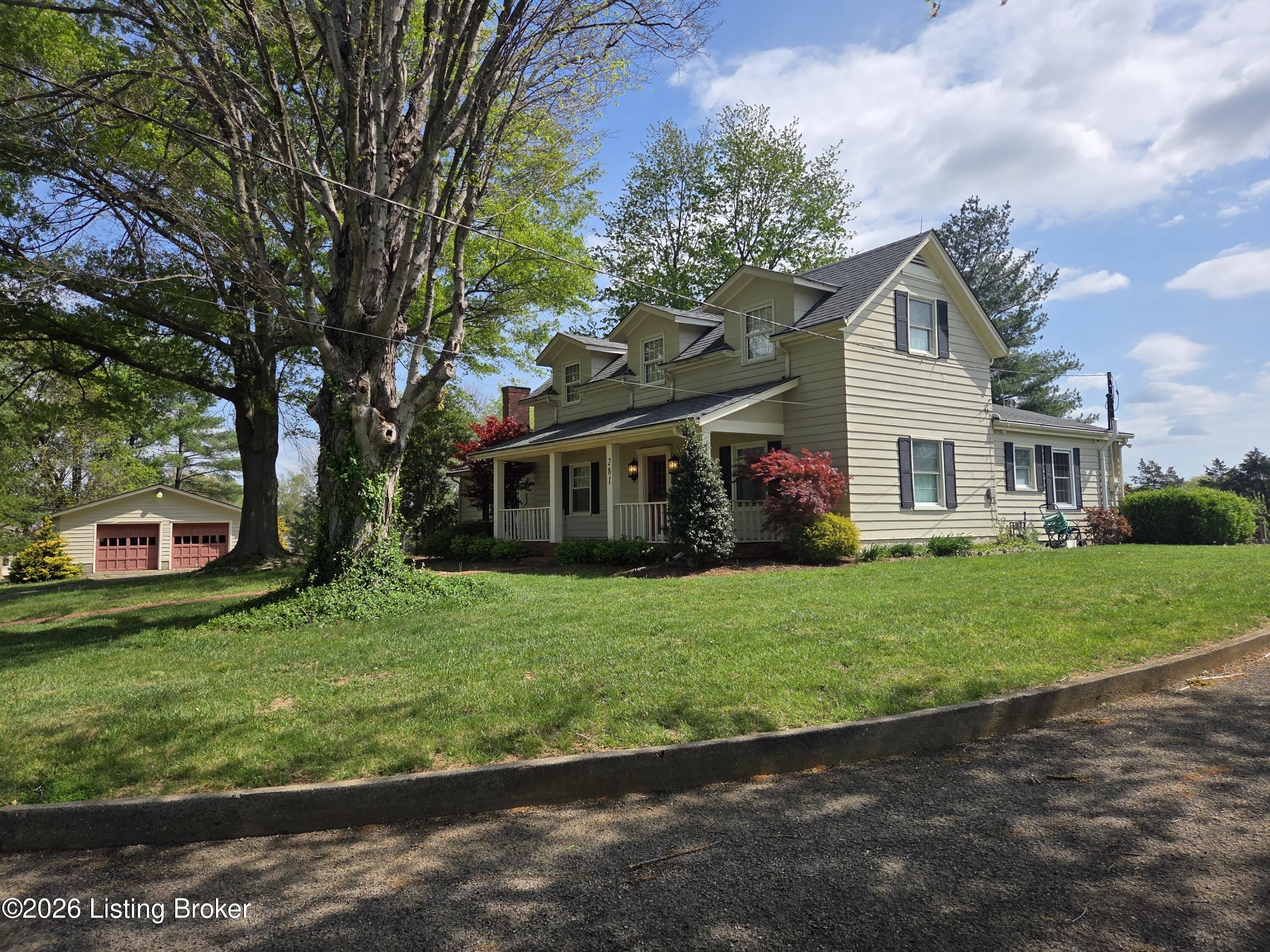 281 Meadowlark Ln – photo 4