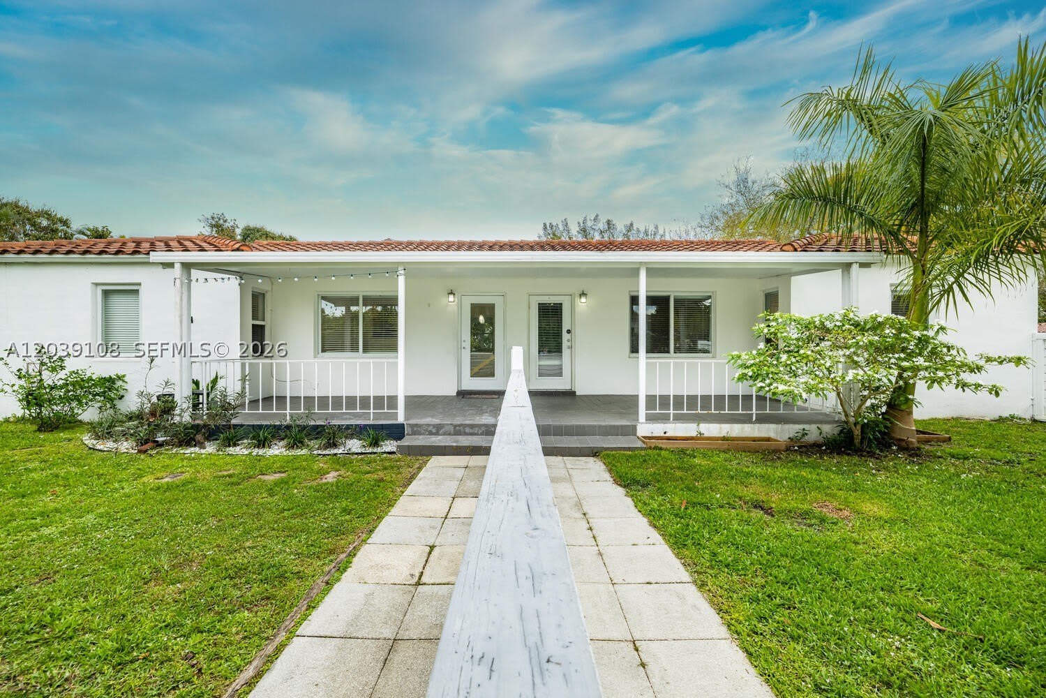 1029 NE 113 St – photo 2