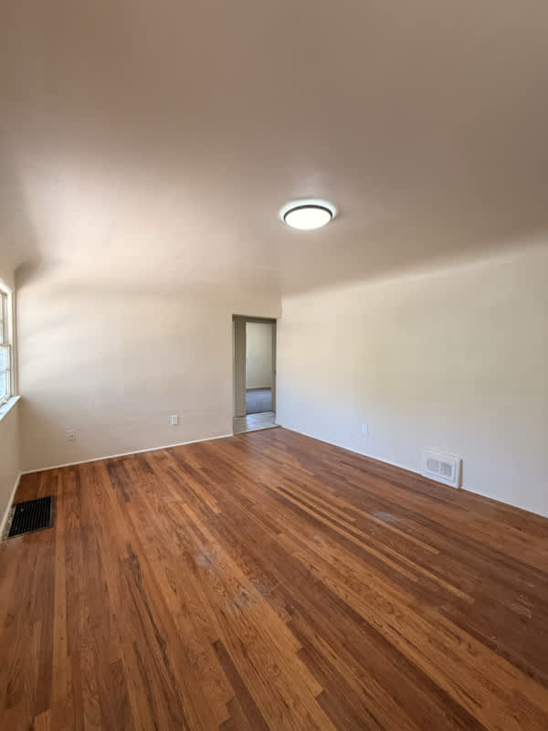 1412 16Th Street Unit 1 – photo 2