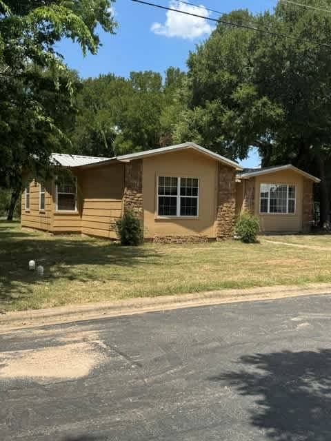 1108 Oak St – photo 1
