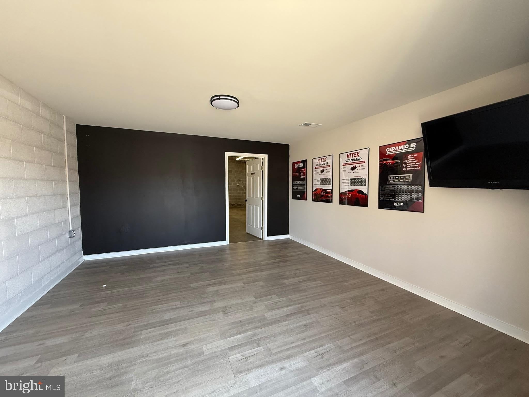 4481 PRINTERS Court – photo 3