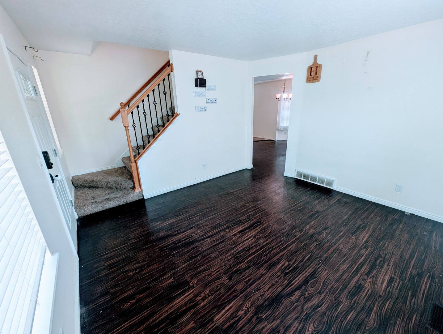 GET $500 OFF THE FIRST MONTHS RENT!!! – photo 4