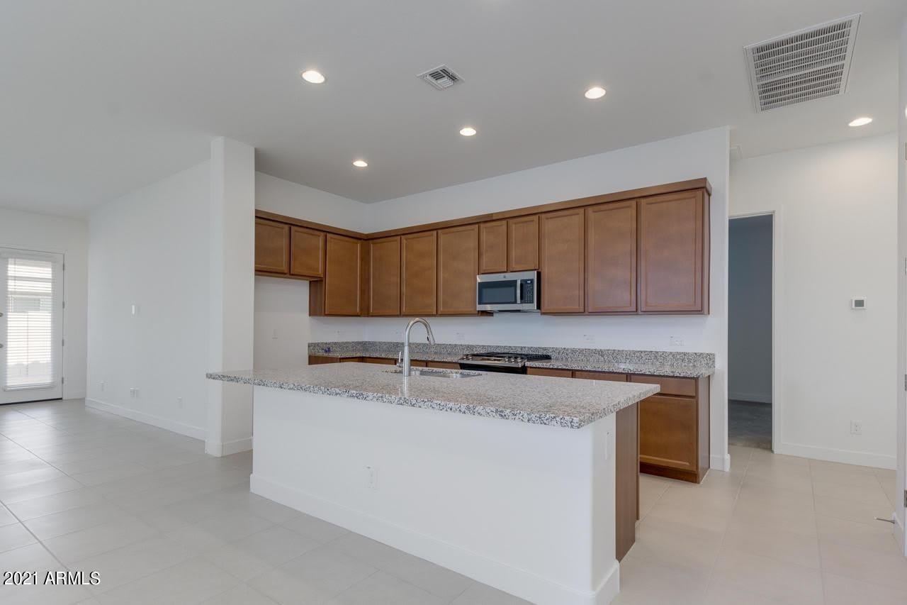 458 W Golden Aspen – photo 4