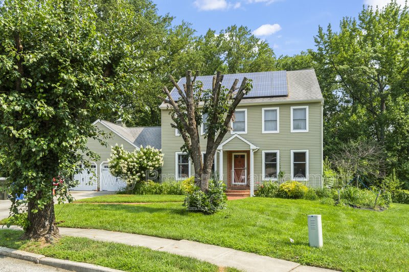 100 Westwood Hill – photo 2