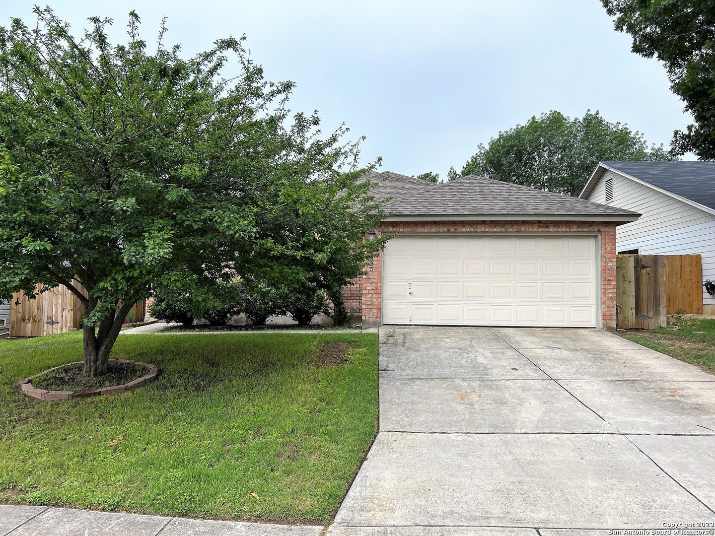 4535 Oakfield Way – photo 2