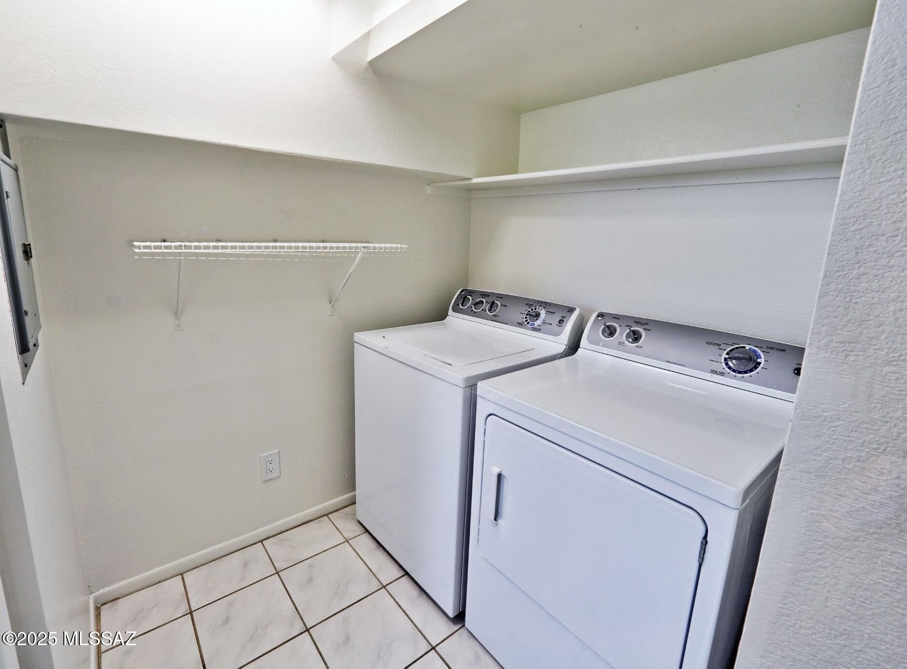 2190 N 1st Avenue – photo 3