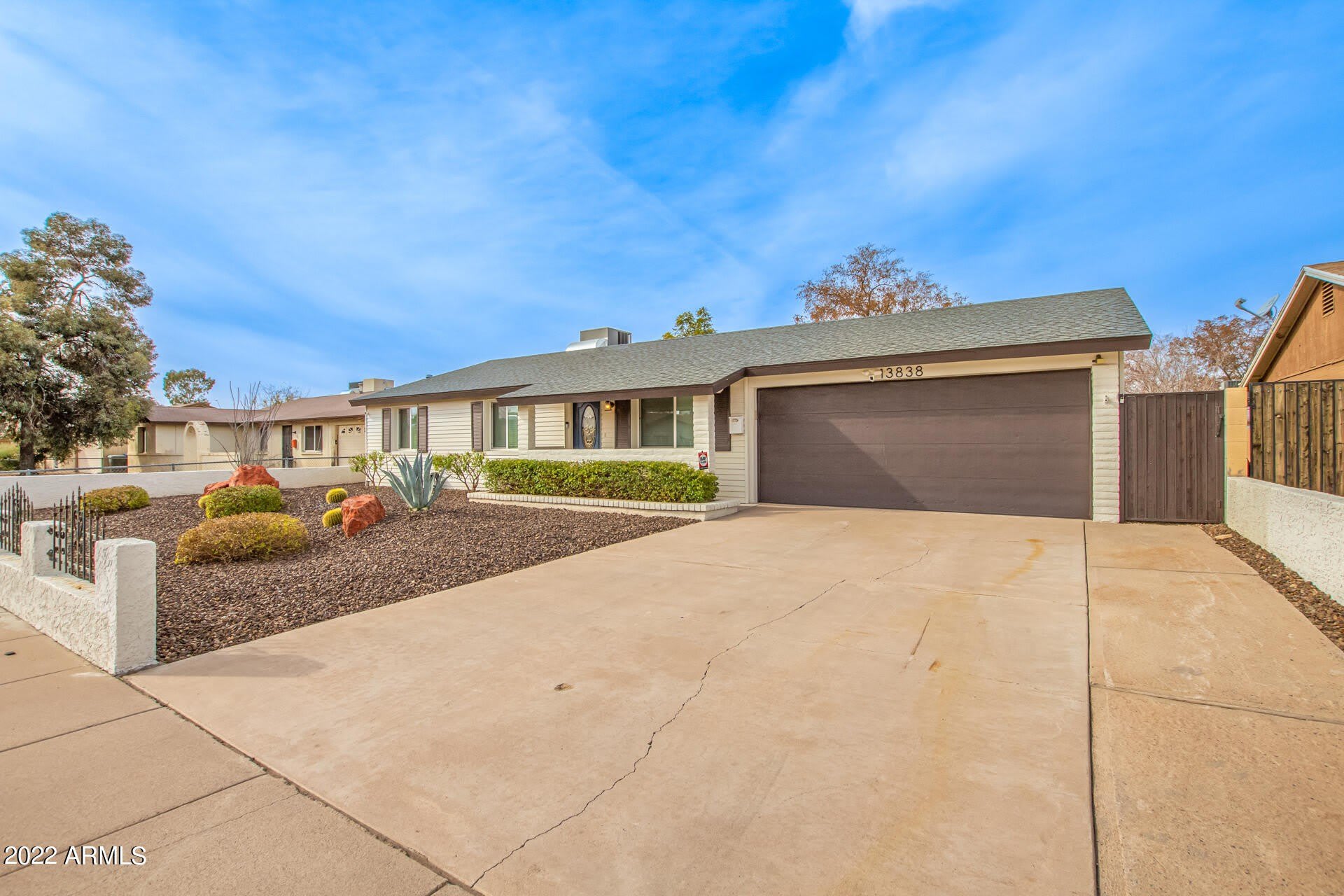 13838 N 37th Way – photo 2