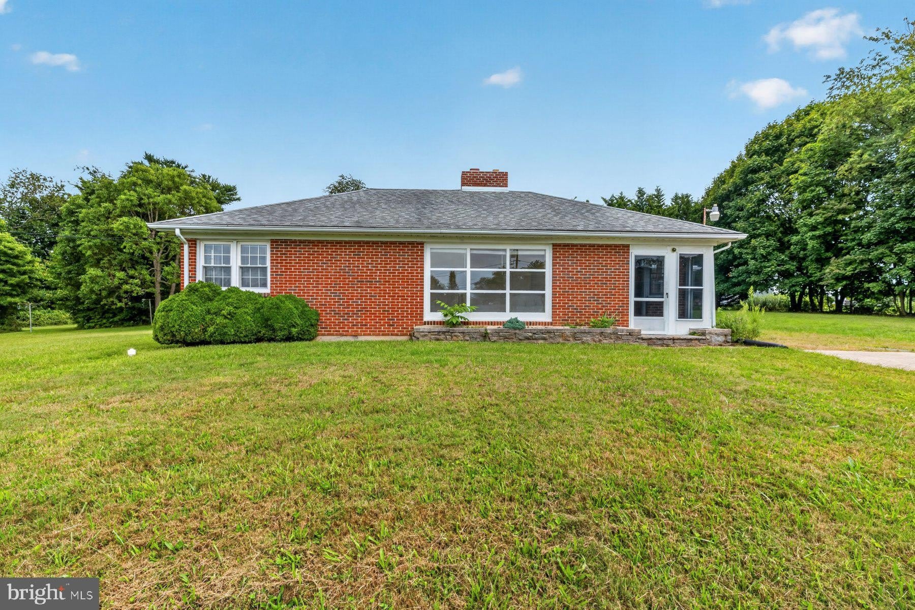 16911 HEREFORD Road – photo 2