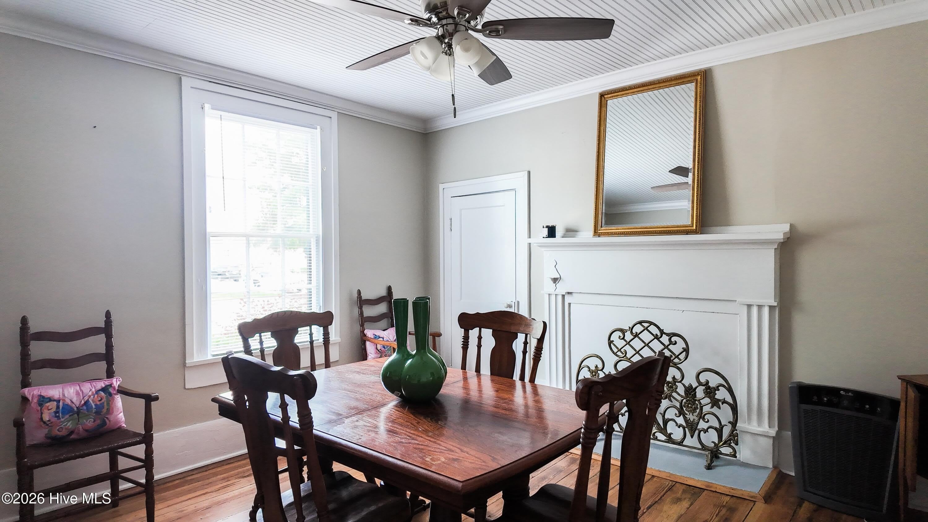 204 W Main Street – photo 3