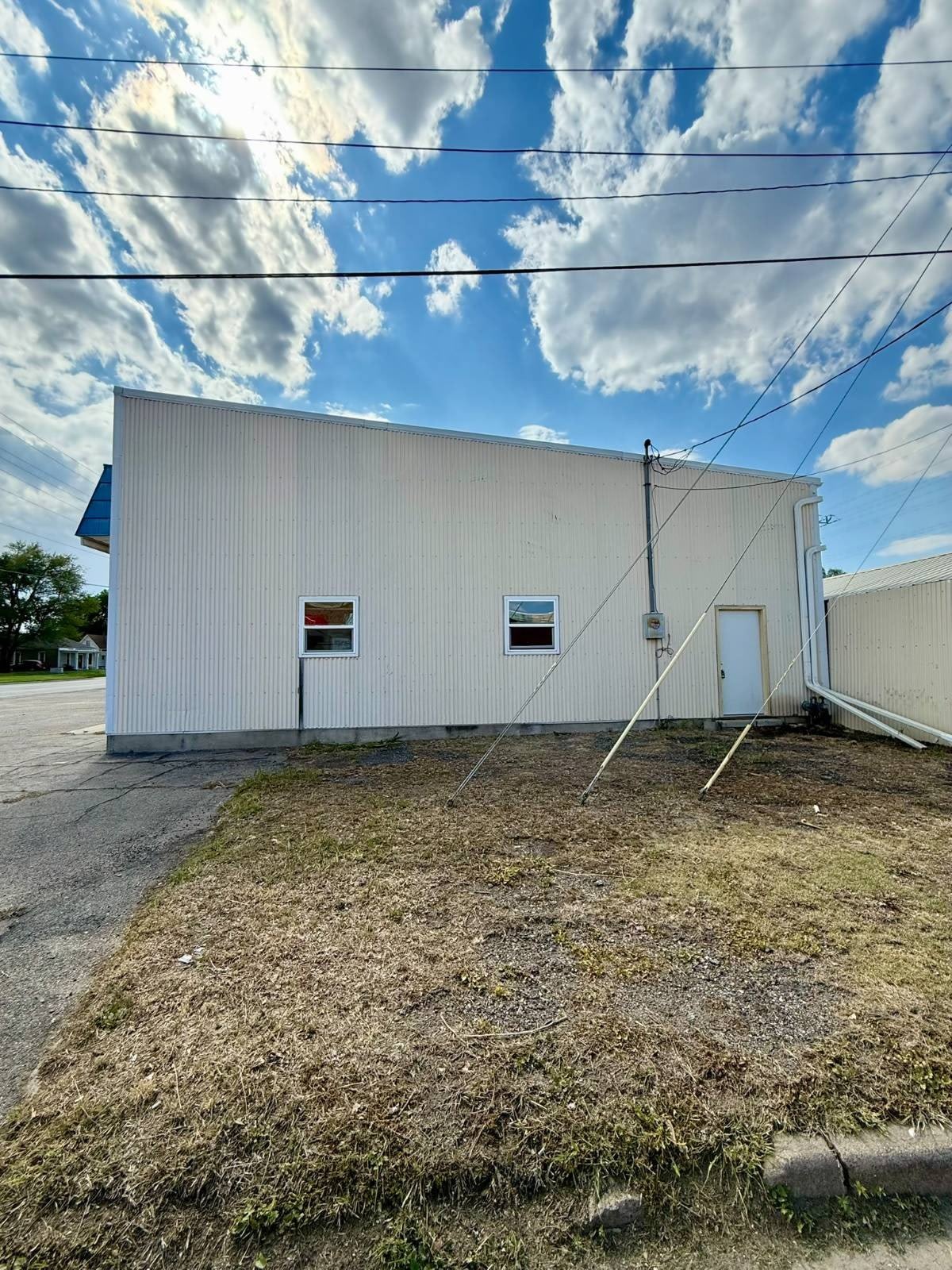 305 W 5th Street – photo 5