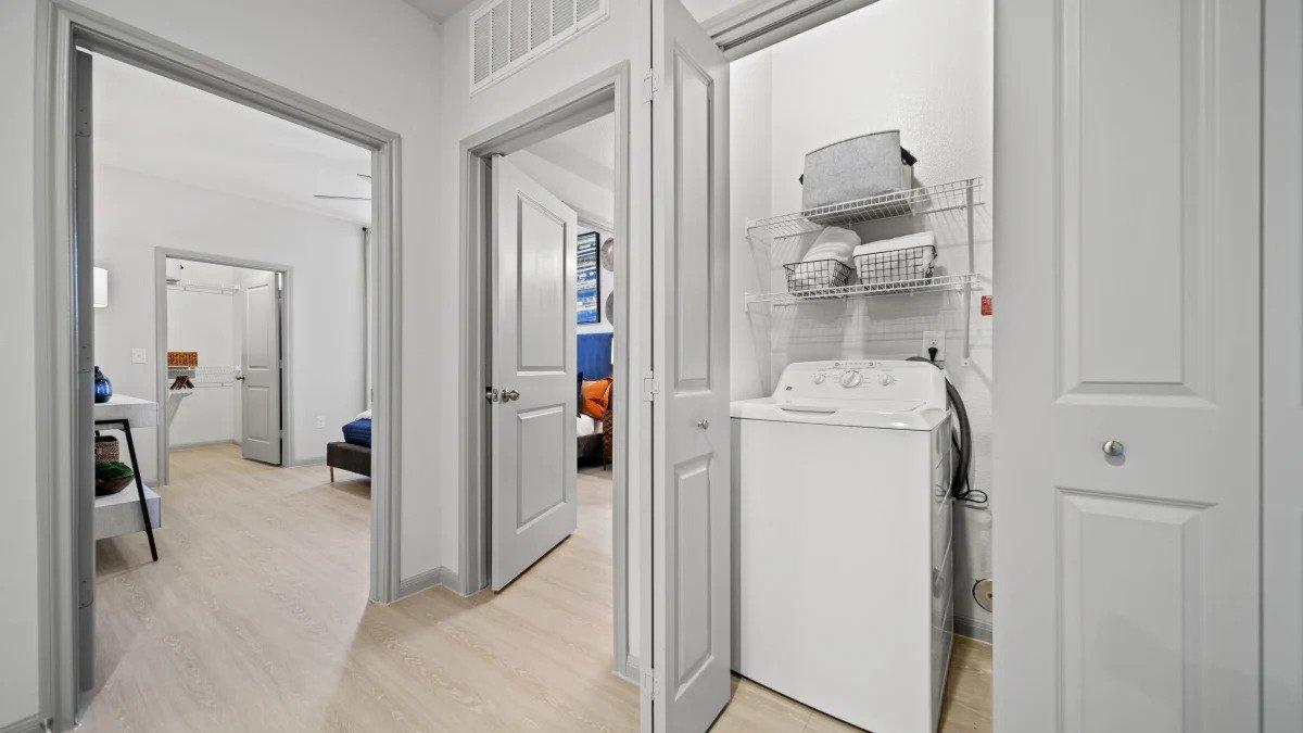 1011 S Heatherwilde Blvd – photo 4