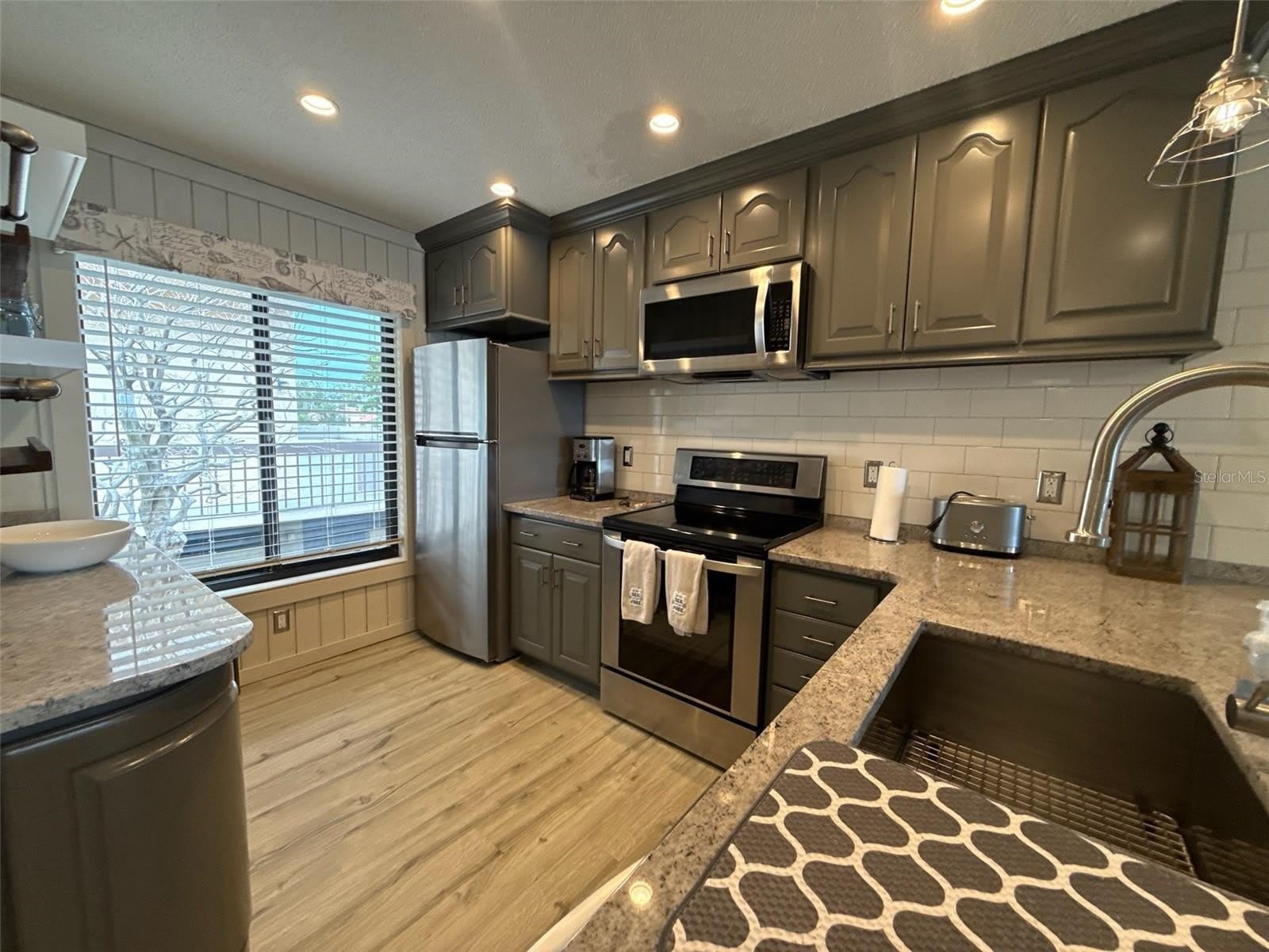 6158 PALMA DEL MAR Boulevard S – photo 4