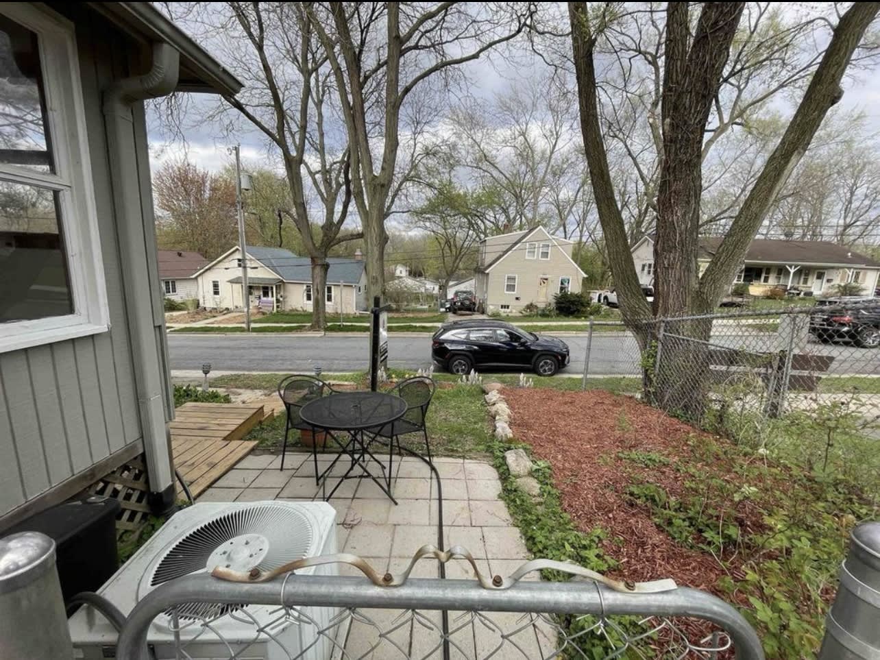 1820 Fisher St – photo 2
