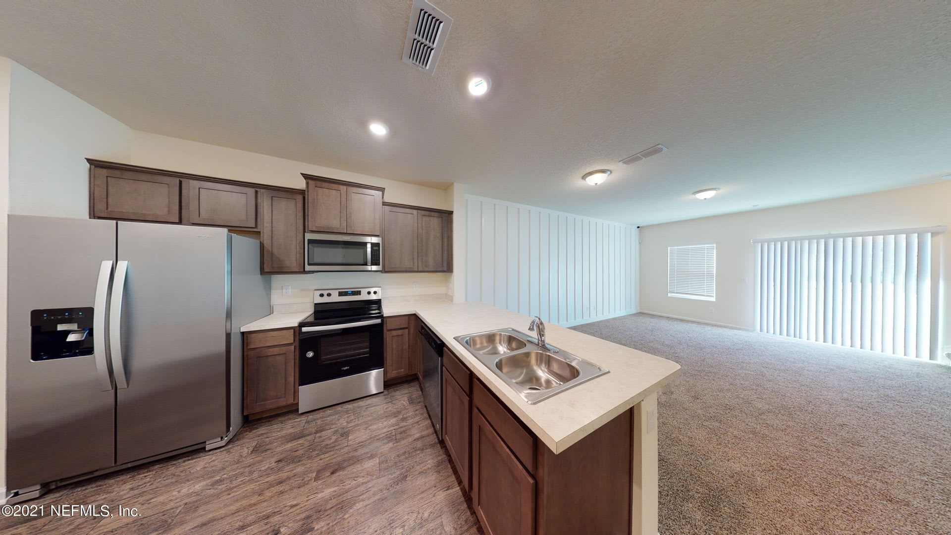 2/2.5 Townhouse available for rent – photo 4