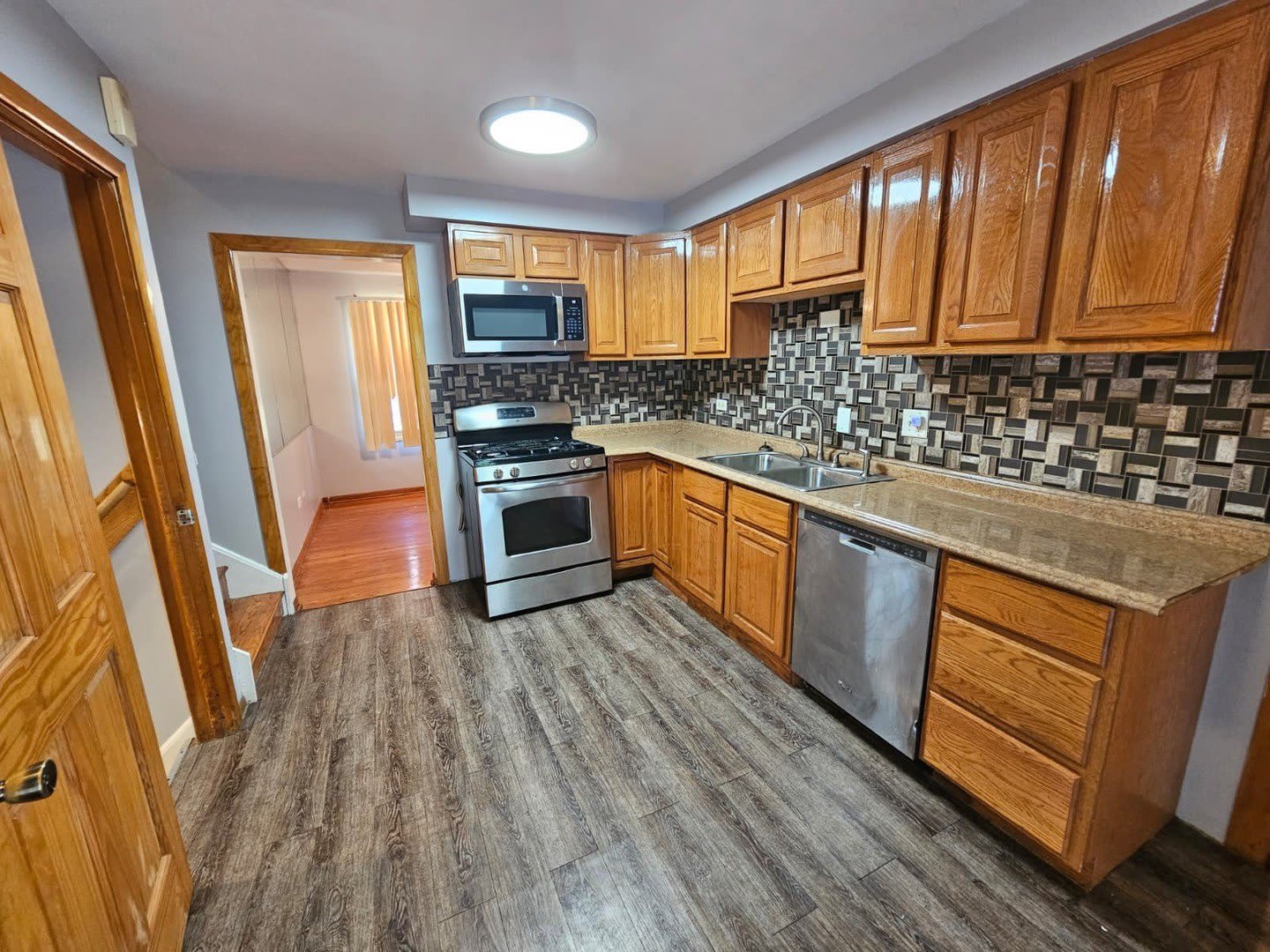 18019 Ravisloe Terrace – photo 5