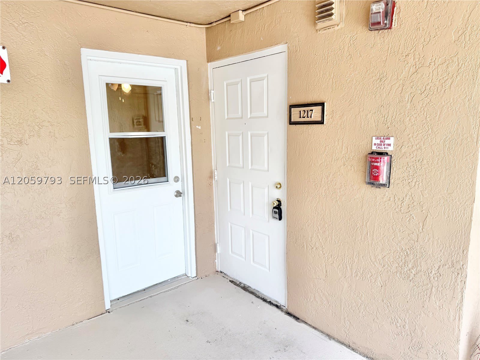 9755 Westview Dr – photo 4