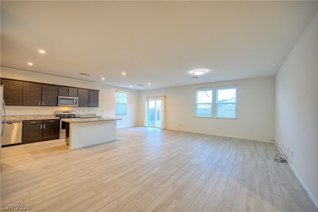 5635 S Larimer Street – photo 3